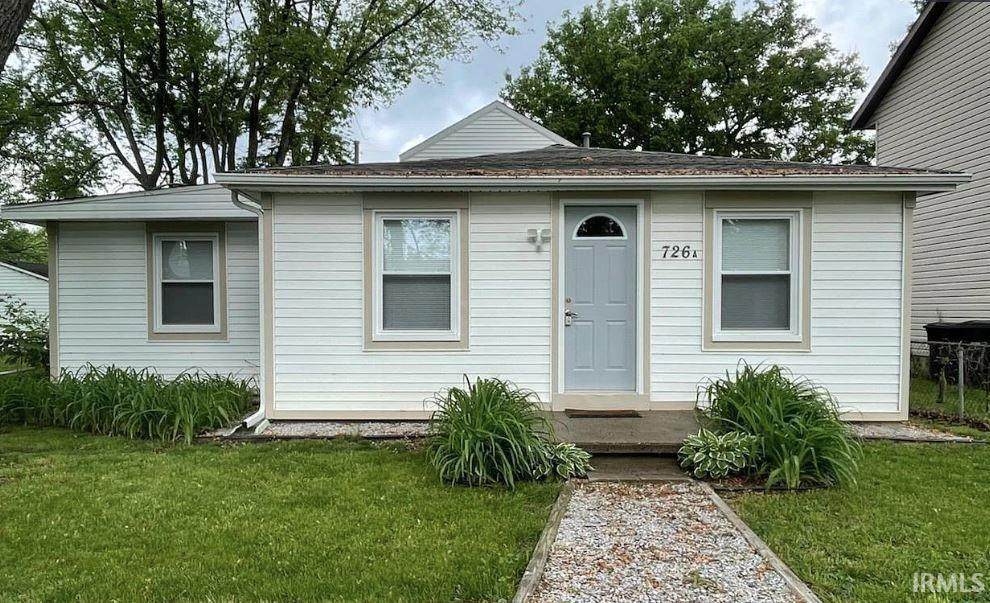 726 31 Street - Photo 1