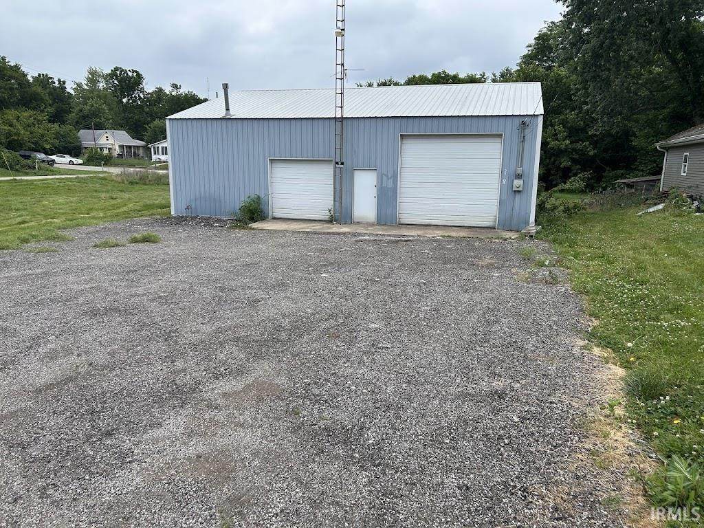 616 7th Street - Photo 1