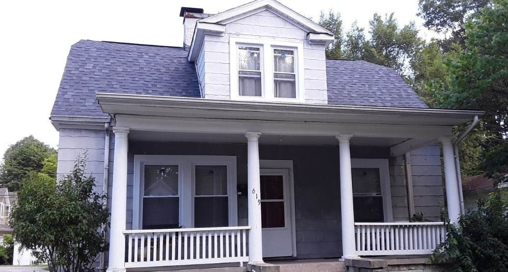 619 Lincoln Street - Photo 1