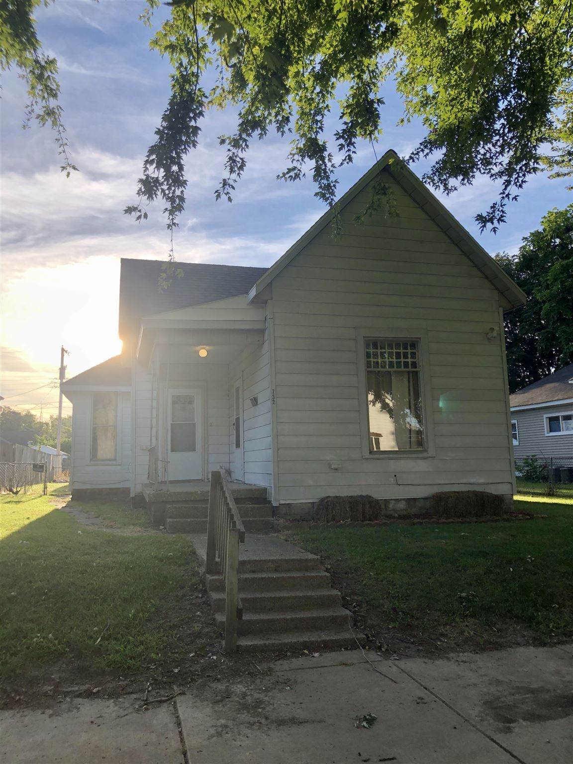 732 Market Street - Photo 1