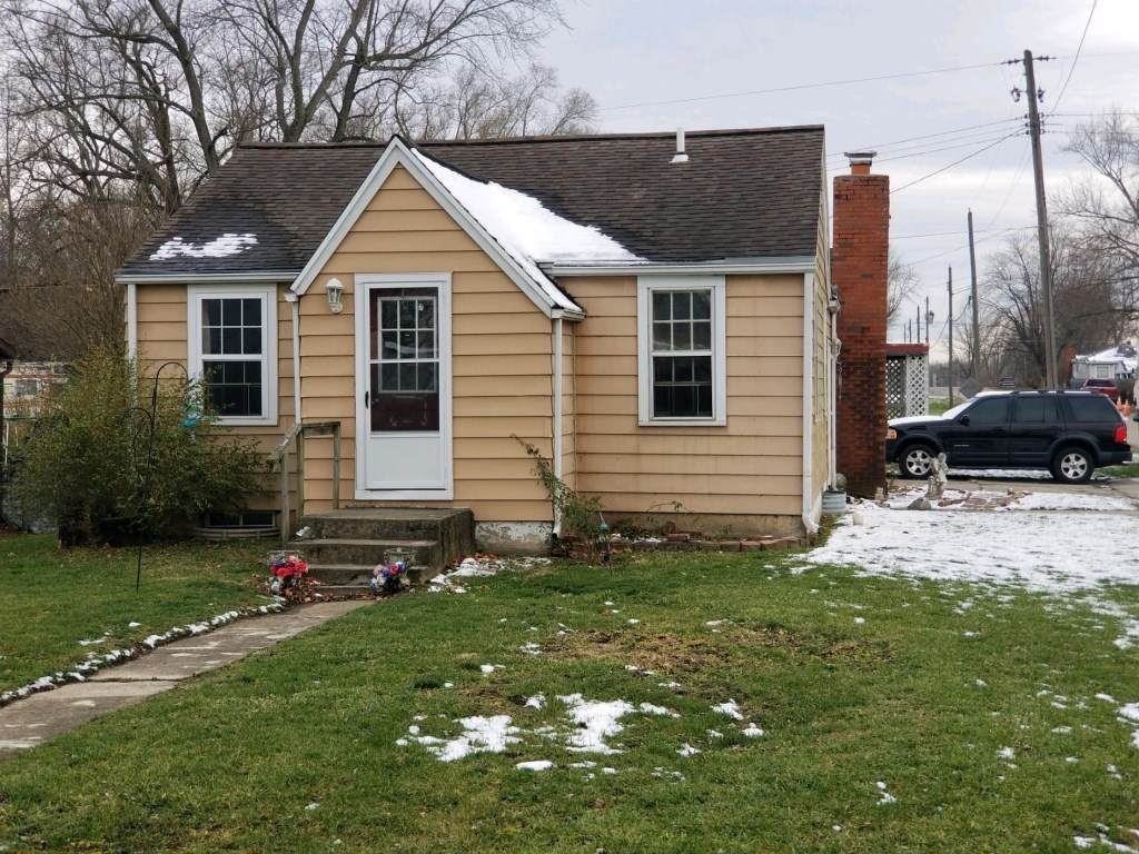 229 Manhattan Avenue - Photo 1