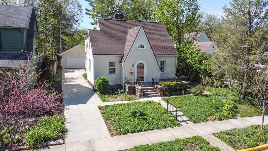 217 Connolly Street - Photo 1