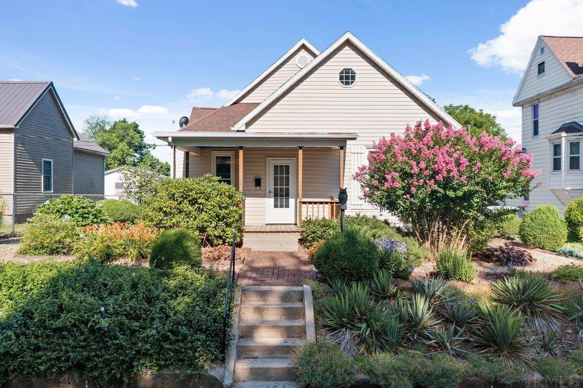 317 Embree Street - Photo 1