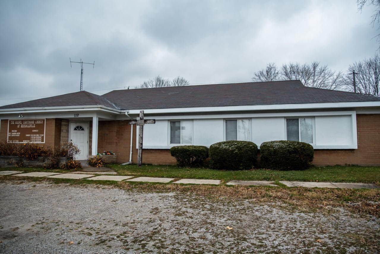 112 Veterans Way - Photo 1