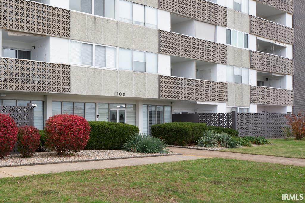 1100 Erie #802 Avenue - Photo 1