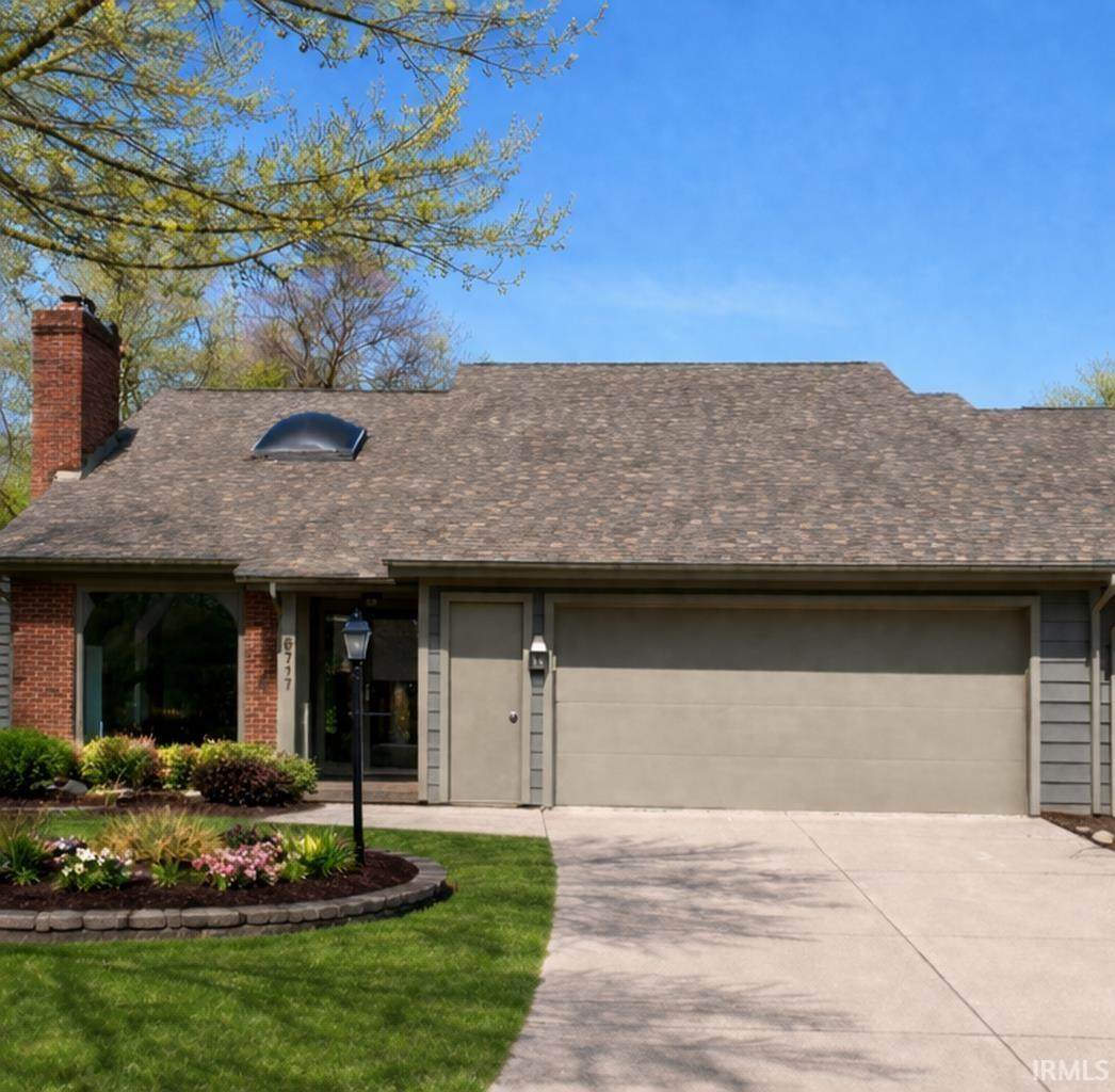 5717 Bayside Drive - Photo 1