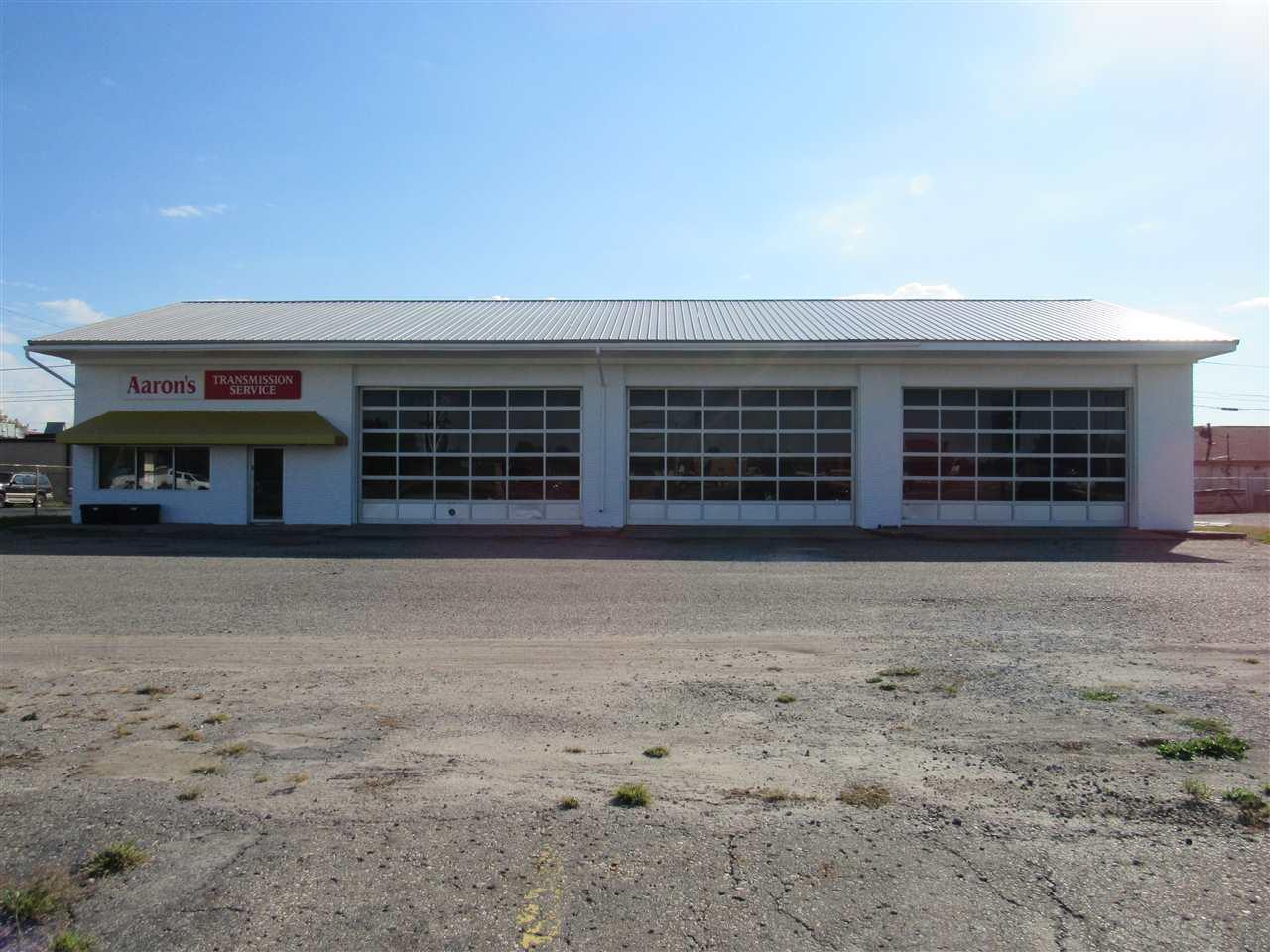 810 Reed Road - Photo 1