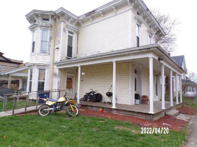 704-706 Boots Street - Photo 1