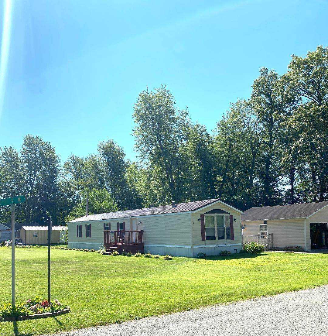 1383 Marshall Avenue - Photo 1