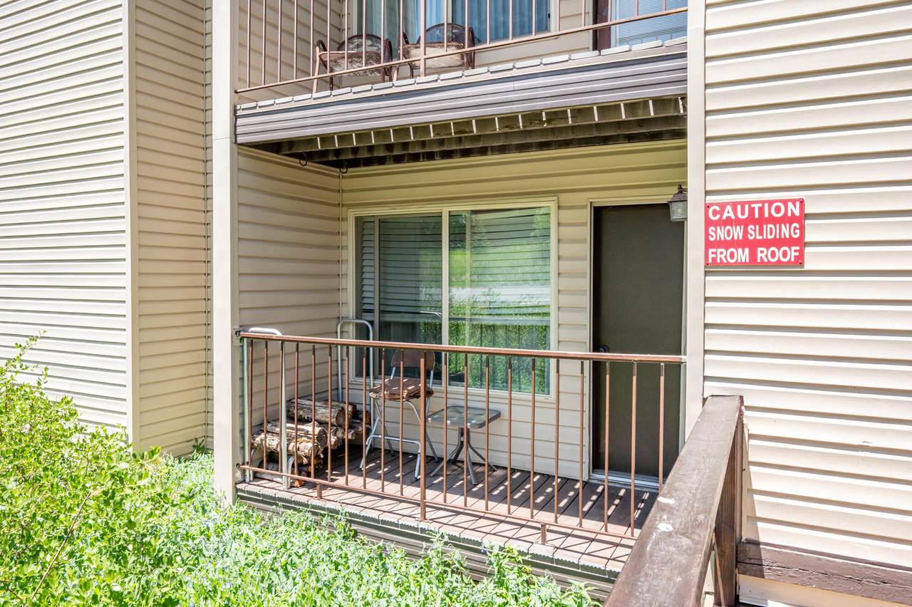 385 Vasels Rd - Photo 1