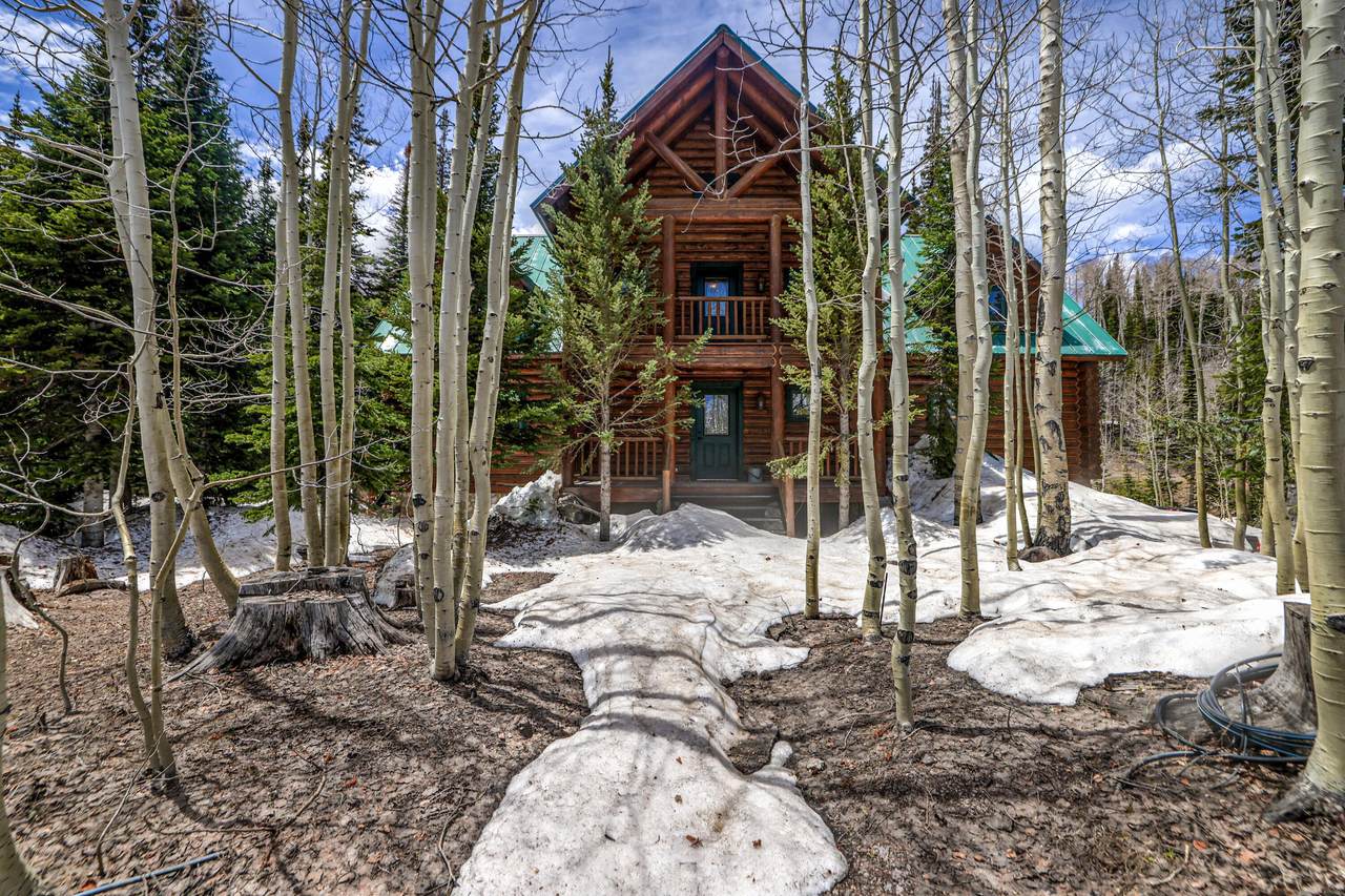 514 Yarrow - Photo 1