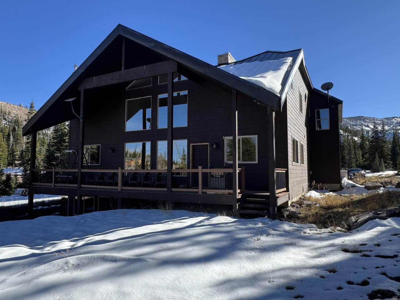 1025 Ridge Top - Photo 1