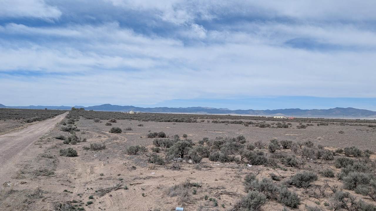  5400 North - Photo 1