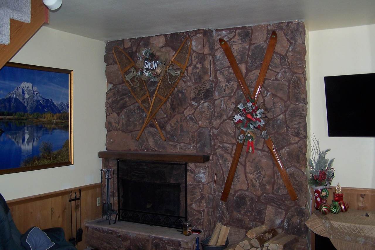 681 Highway 143 - Photo 1