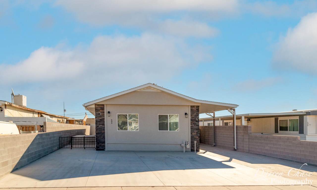684 1100 St - Photo 1