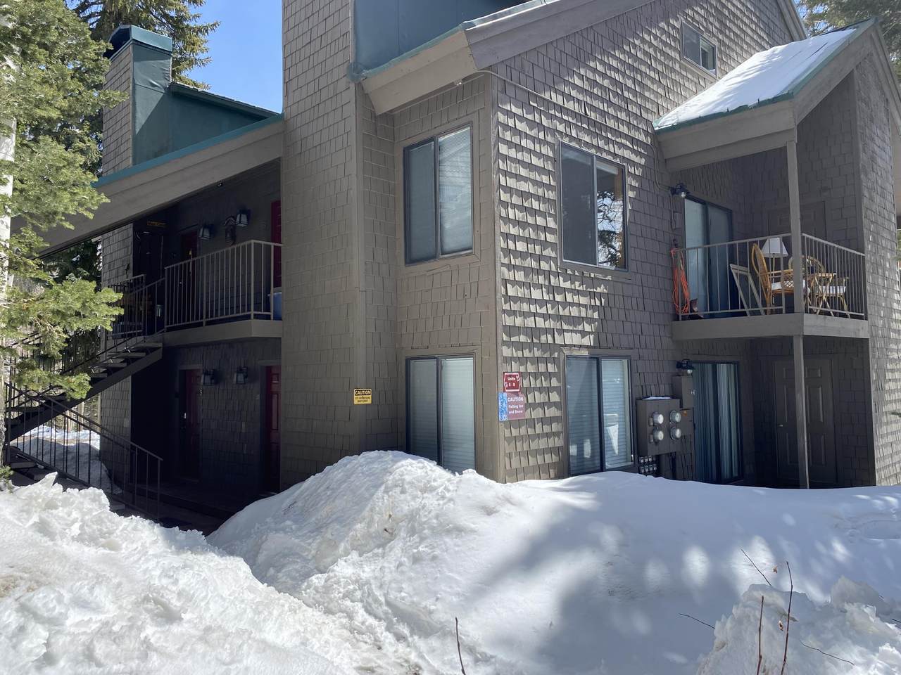 123 West Village Ln 8-A - Photo 1