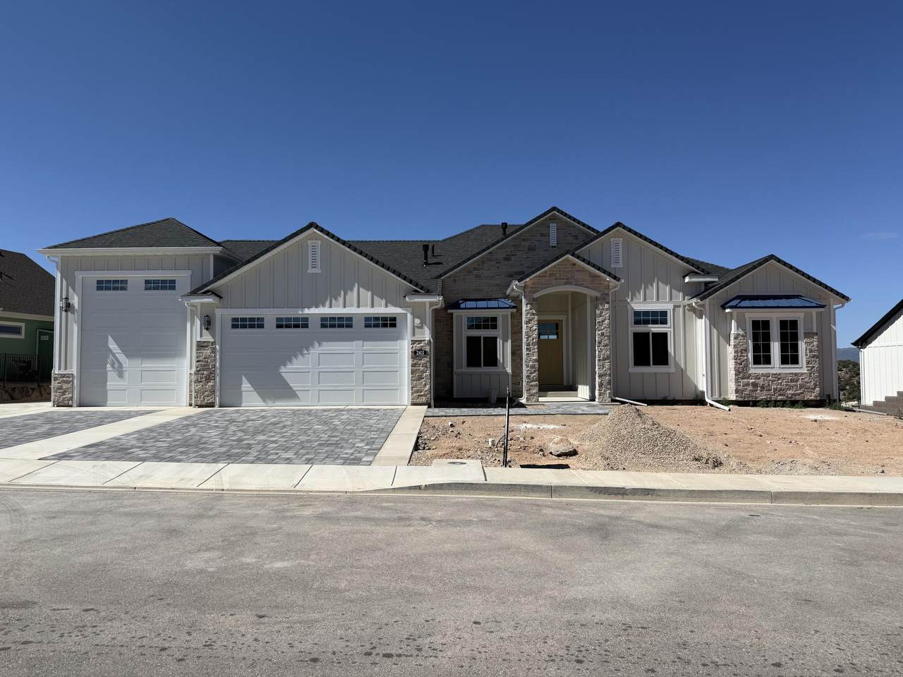 2411 Portal Hill Rd - Photo 1