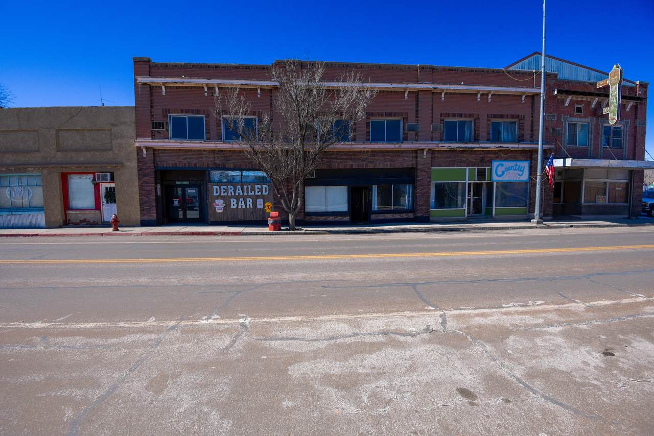428 Main St - Photo 1
