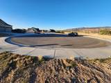 1022 Cliffs Dr - Photo 4
