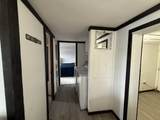 5241 2300 W - Photo 10