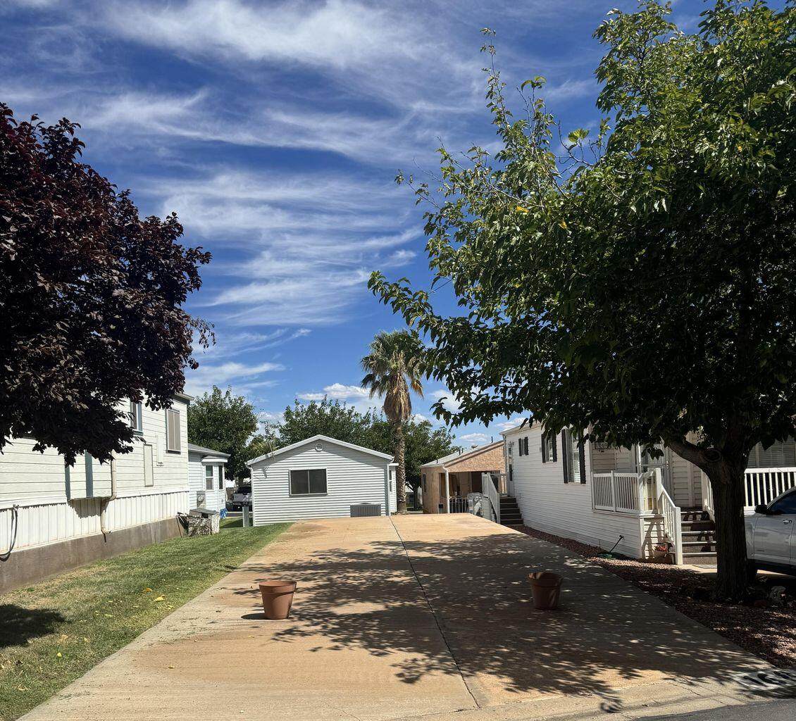 1150 Red Hills Parkway - Photo 1