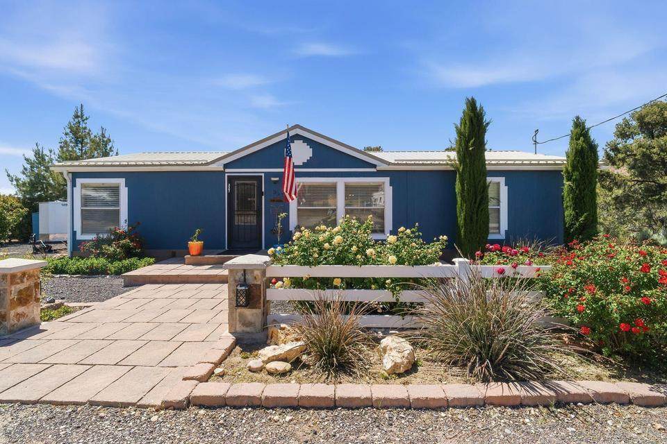 327 Lodge Rd - Photo 1