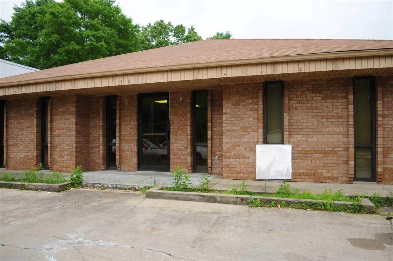 719 Mcdowell Rd - Photo 1