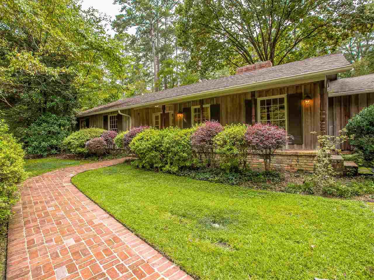 5487 Ridgewood Rd - Photo 1