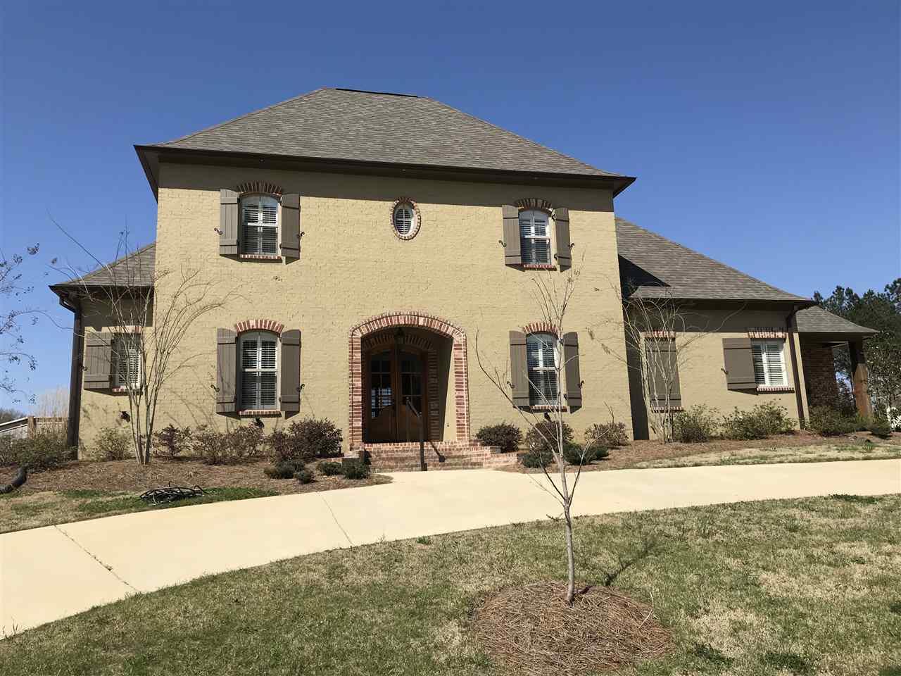 138 Carrington Dr - Photo 1