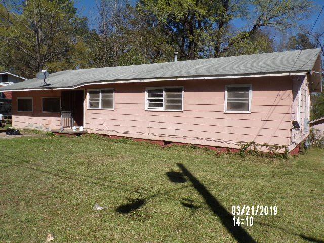 1020 Capri Cir - Photo 1