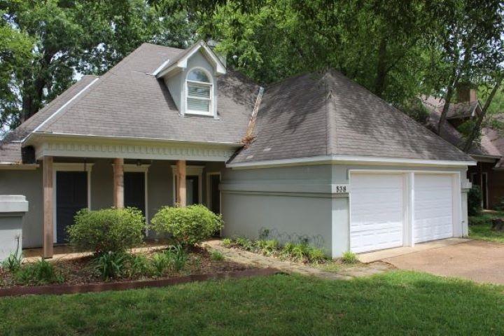 538 Deerfield Dr - Photo 1