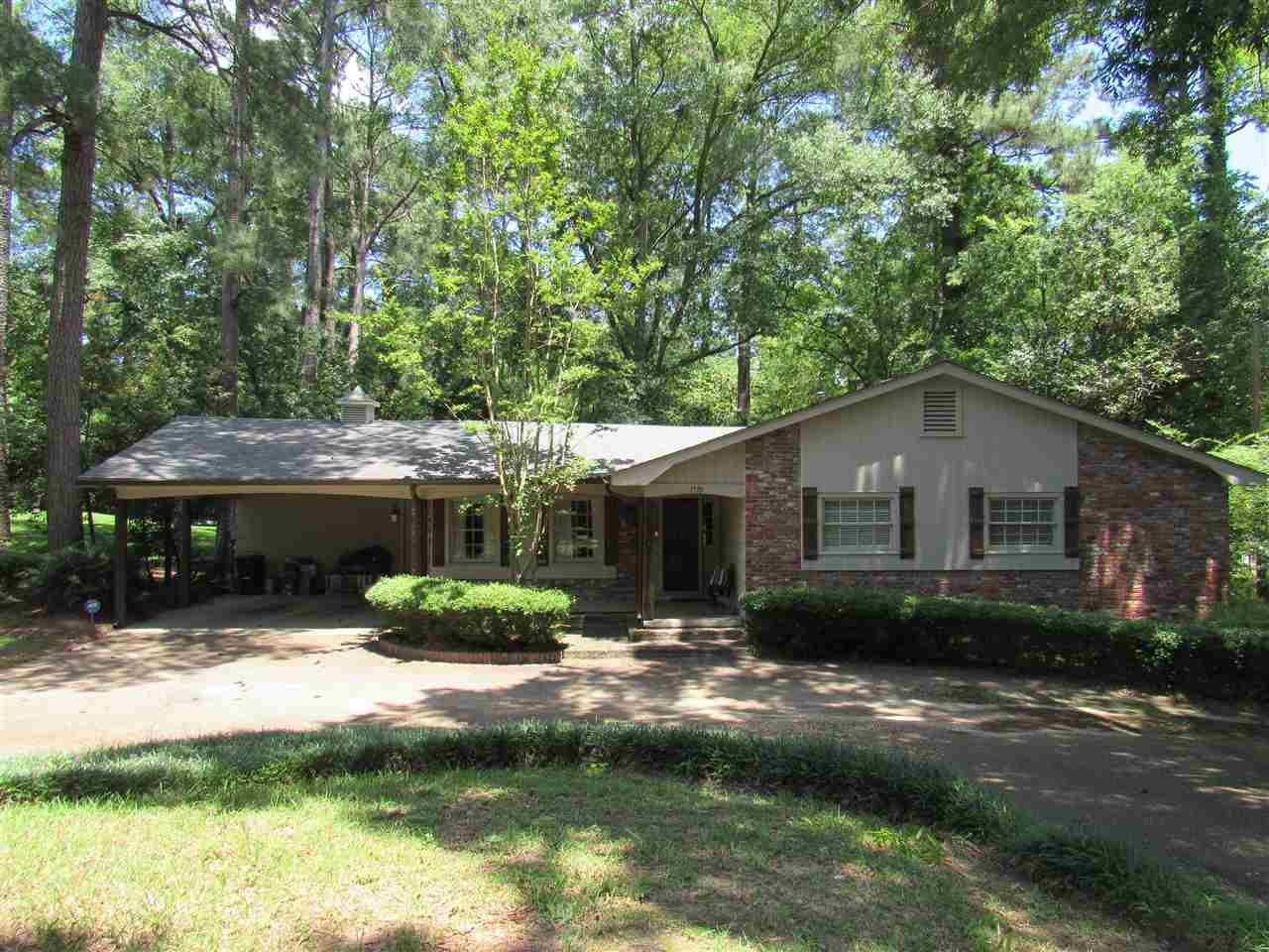 1770 Douglass Dr - Photo 1