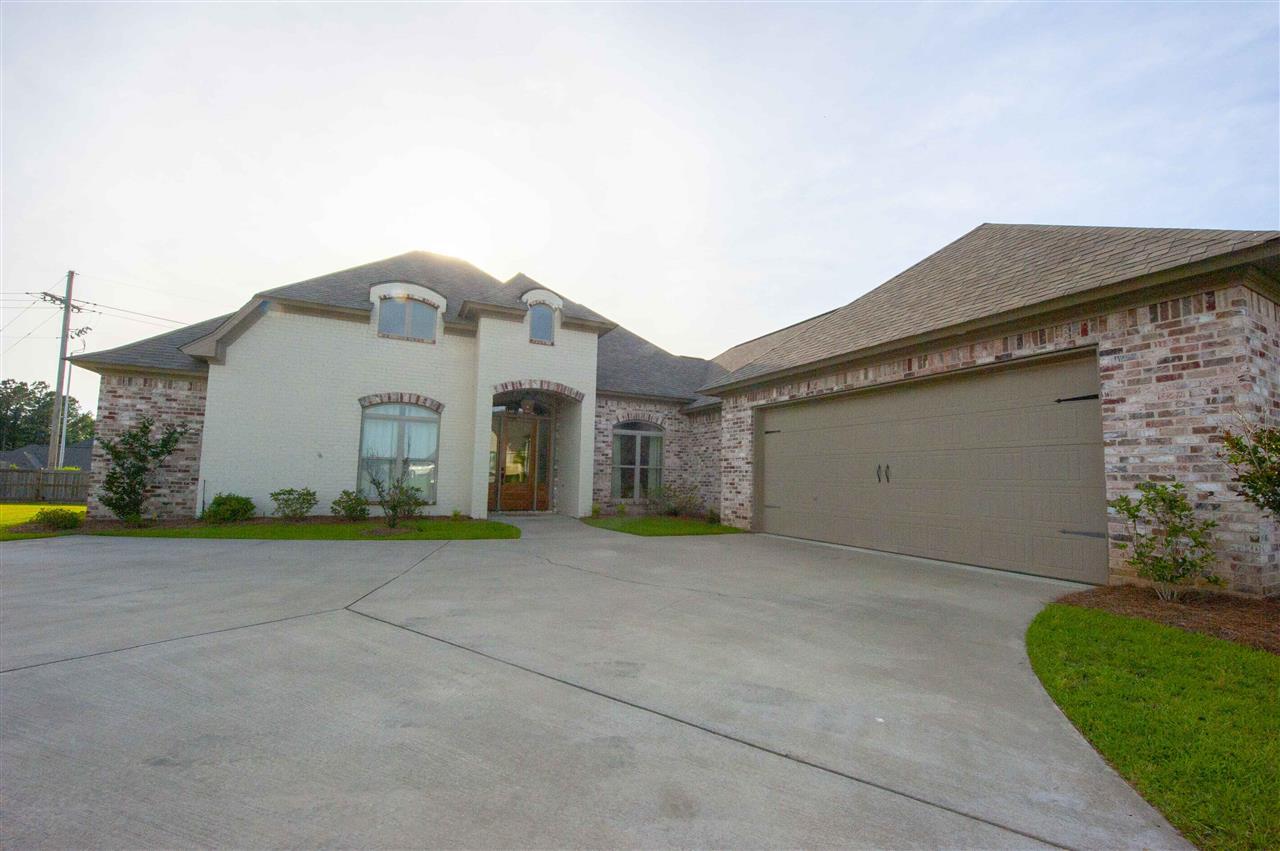 123 Camden Lake Cir - Photo 1