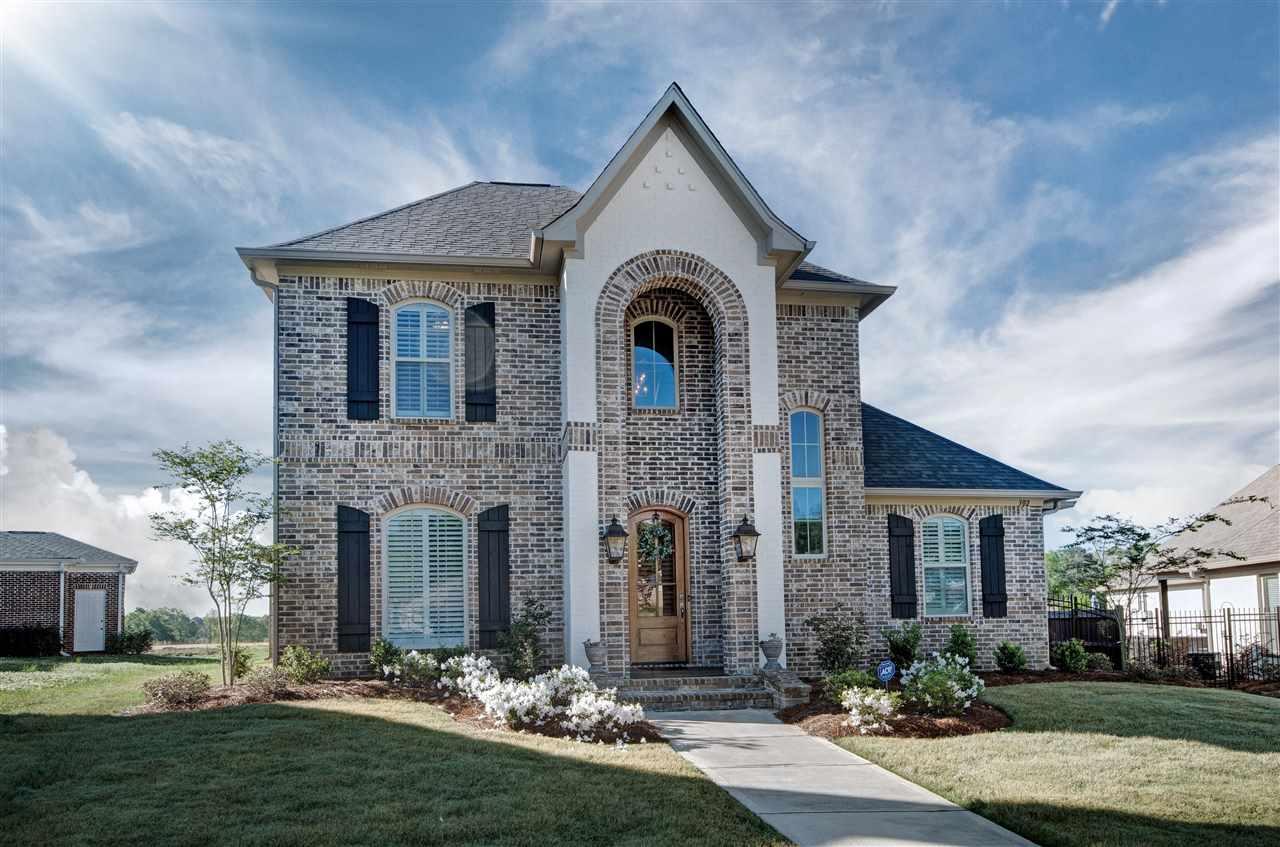 302 Loring Cir - Photo 1