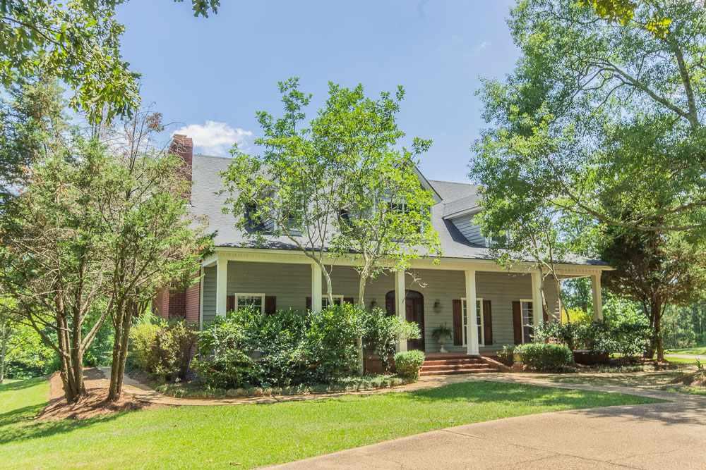 402 Bragg St - Photo 1