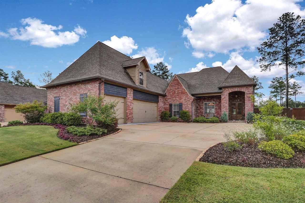 111 Pinnacle Cv - Photo 1