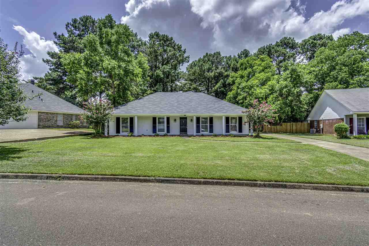 506 Huntington Dr - Photo 1