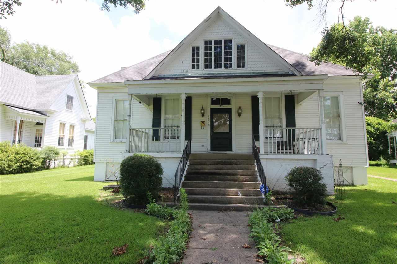 130 Calhoun Ave - Photo 1