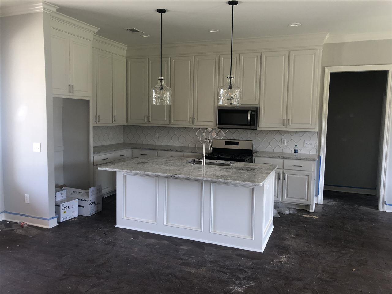 102 Hampton Vale - Photo 1