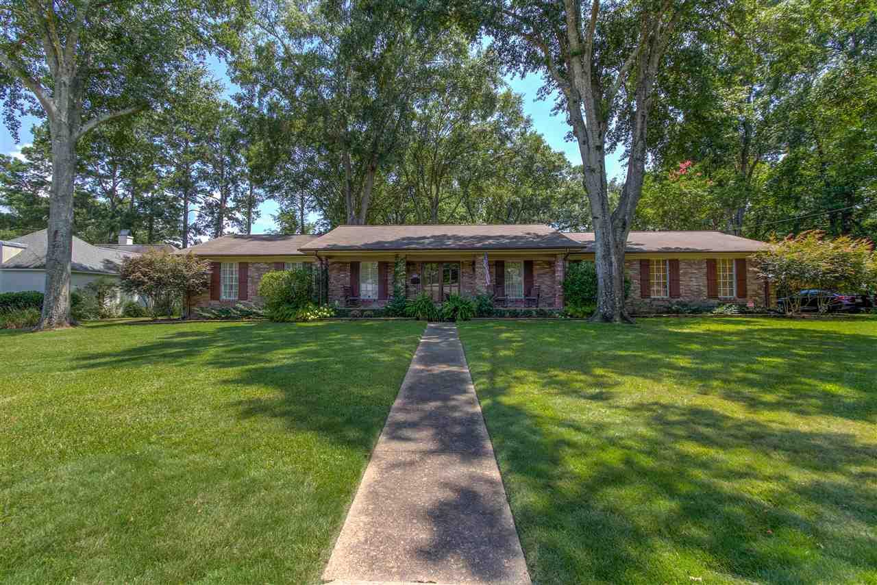 1523 Brecon Dr - Photo 1