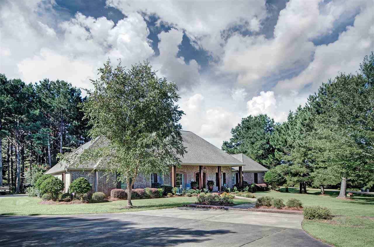 8 Eastbrooke Cir - Photo 1