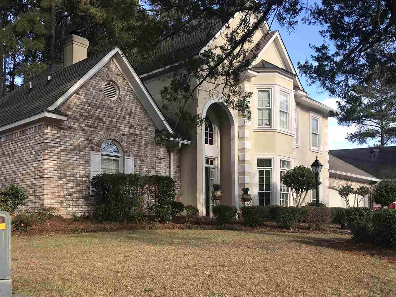 106 Country Club Dr - Photo 1