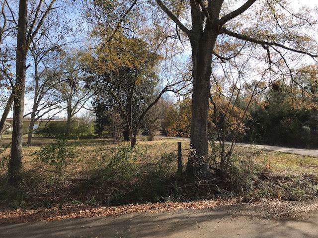 110 Maple St - Photo 1