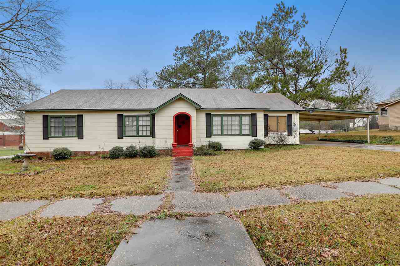 402 Oak St - Photo 1