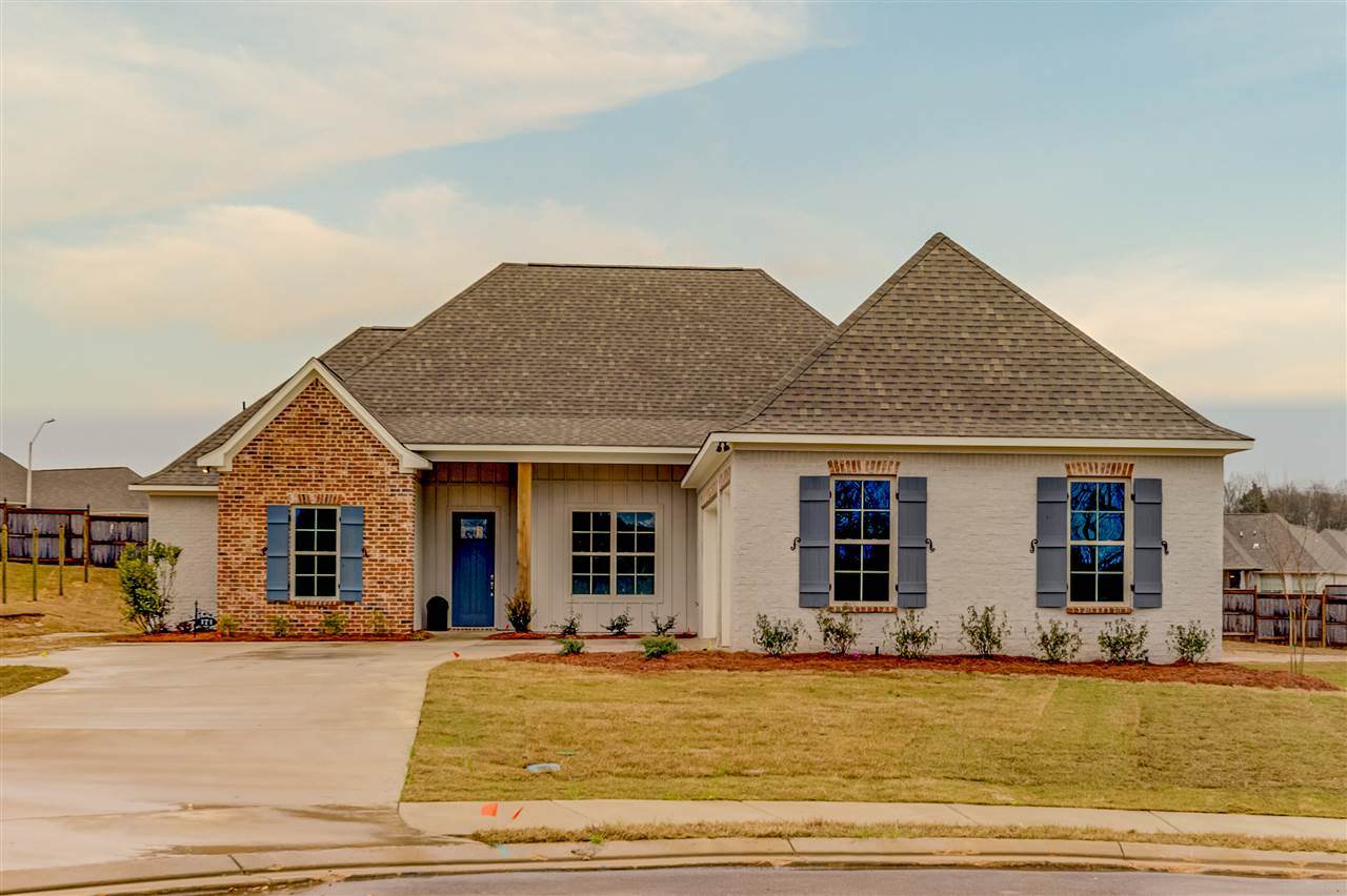 171 Catherine Blvd - Photo 1