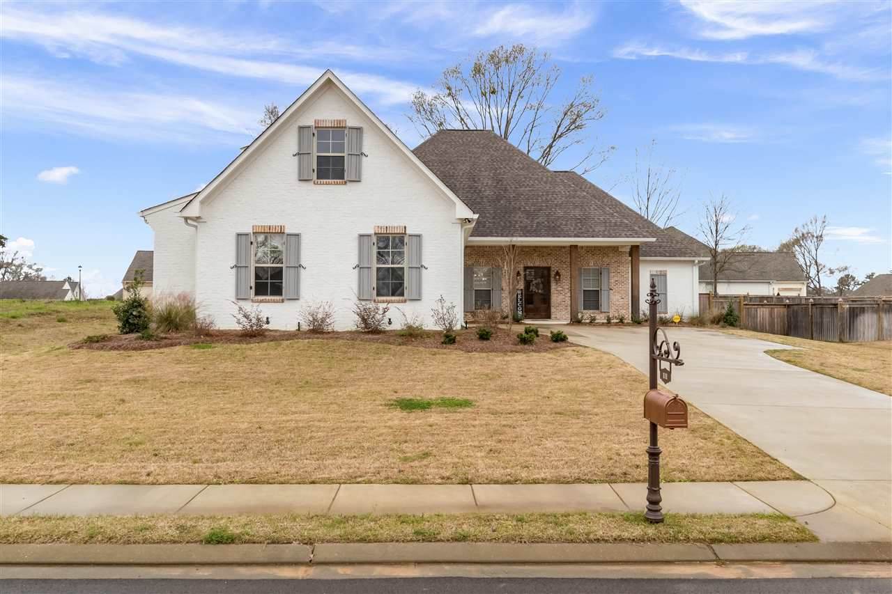 111 Colony Pl - Photo 1
