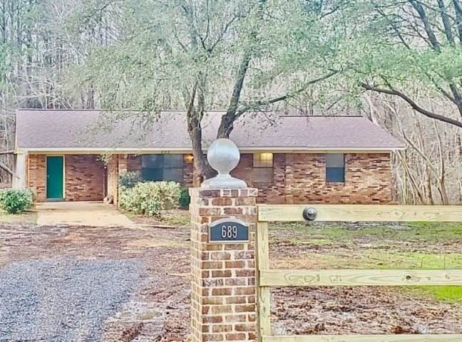 689 Miggins Rd - Photo 1 689 Miggins Rd - Photo 1