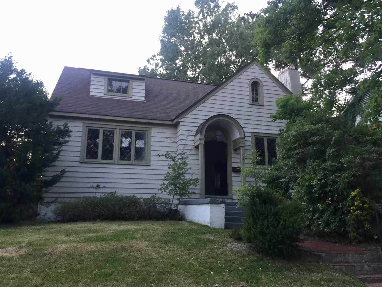 1023 Madison St - Photo 1
