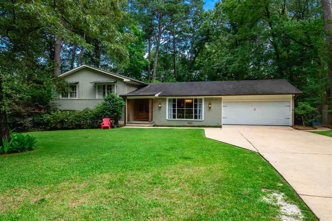 2037 Southwood Rd - Photo 1