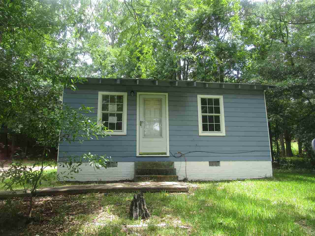 304 North St - Photo 1